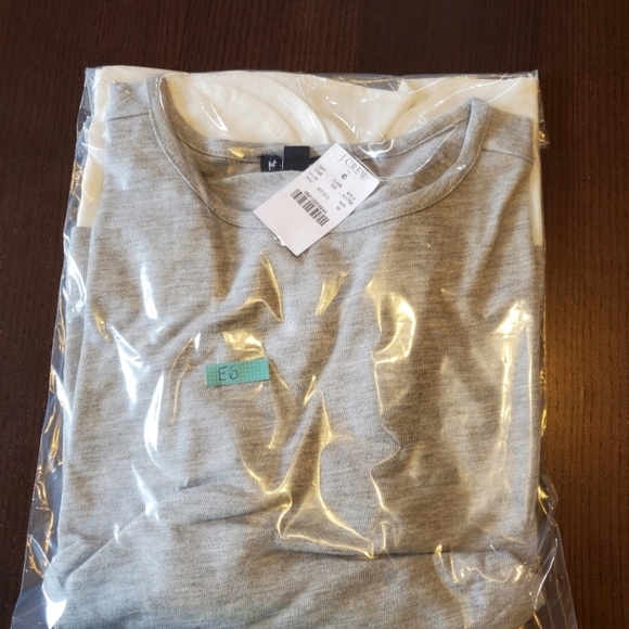 ✨️🍂✨️🍁✨️ J. CREW Mercantile. SIZE M women. Grey w/ cream hem. FALL - Picture 7 of 7